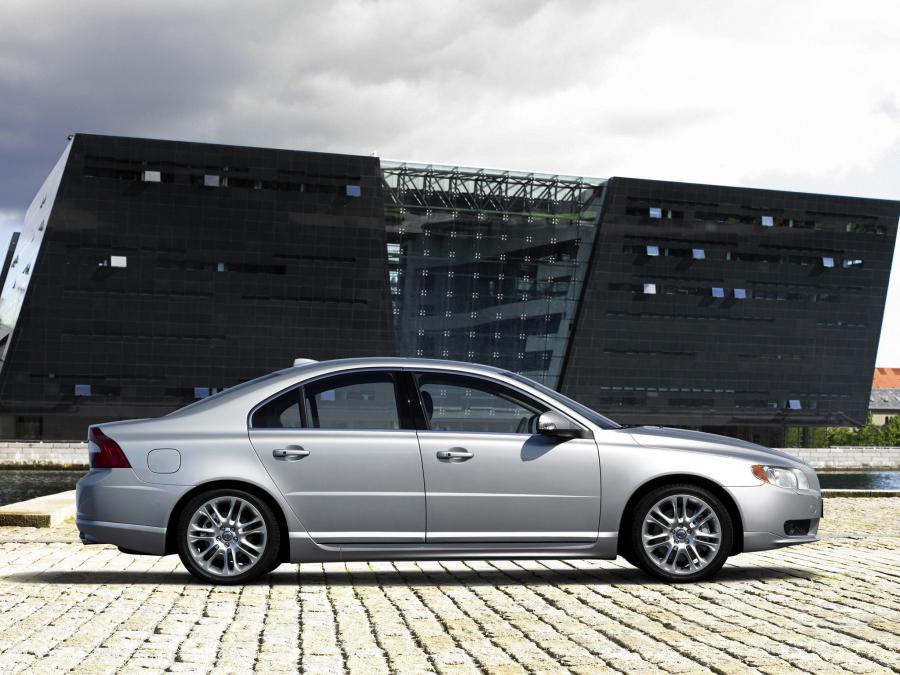  Volvo S80 2006 года  (фото 13 из 160)